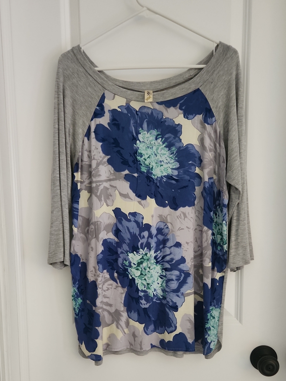 LARA Blue Floral Raglan Tunic with Gray Sleeves